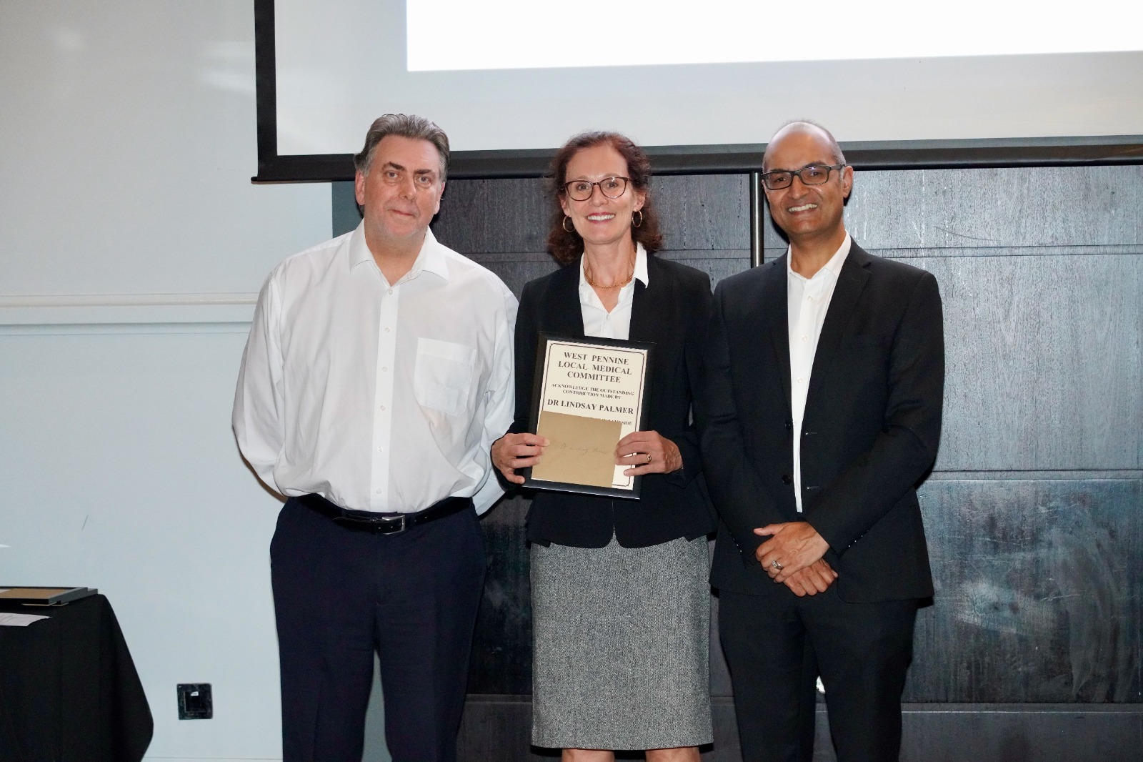 Dr Lindsey Palmer receiving her GP of Note award Dr Lindsey Palmer receiving her GP of Note award